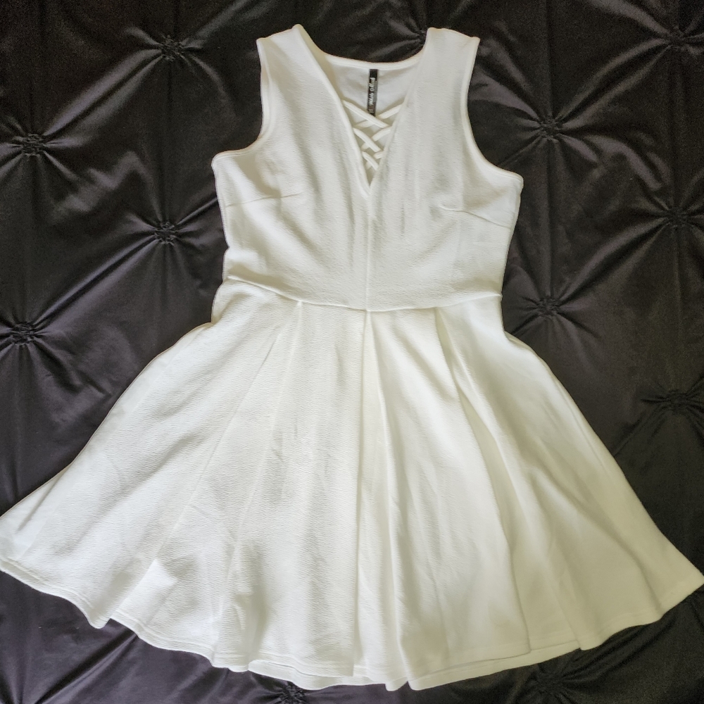 Off-white XL short dress by White Mark NWOT